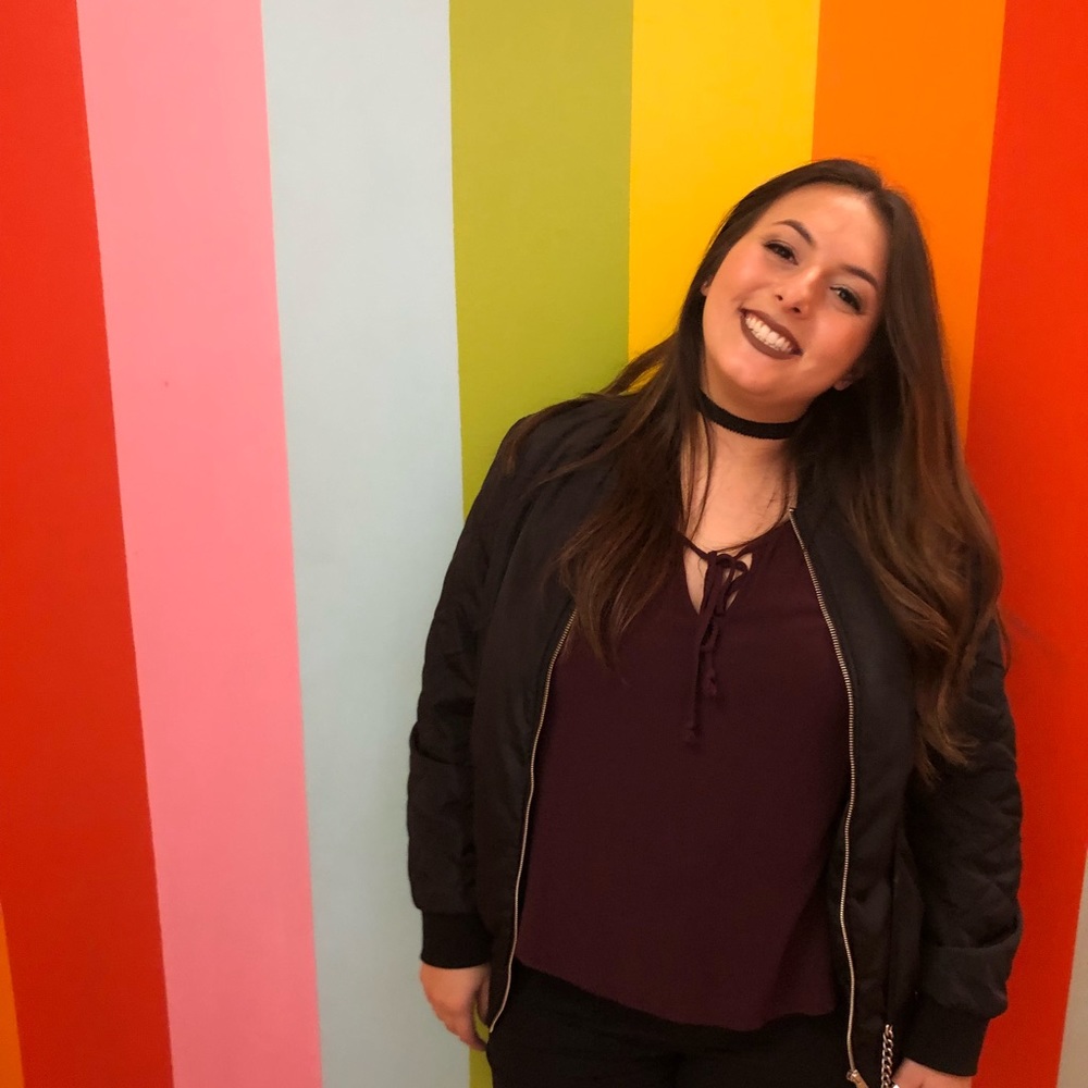 Meet your Posher, Nicole